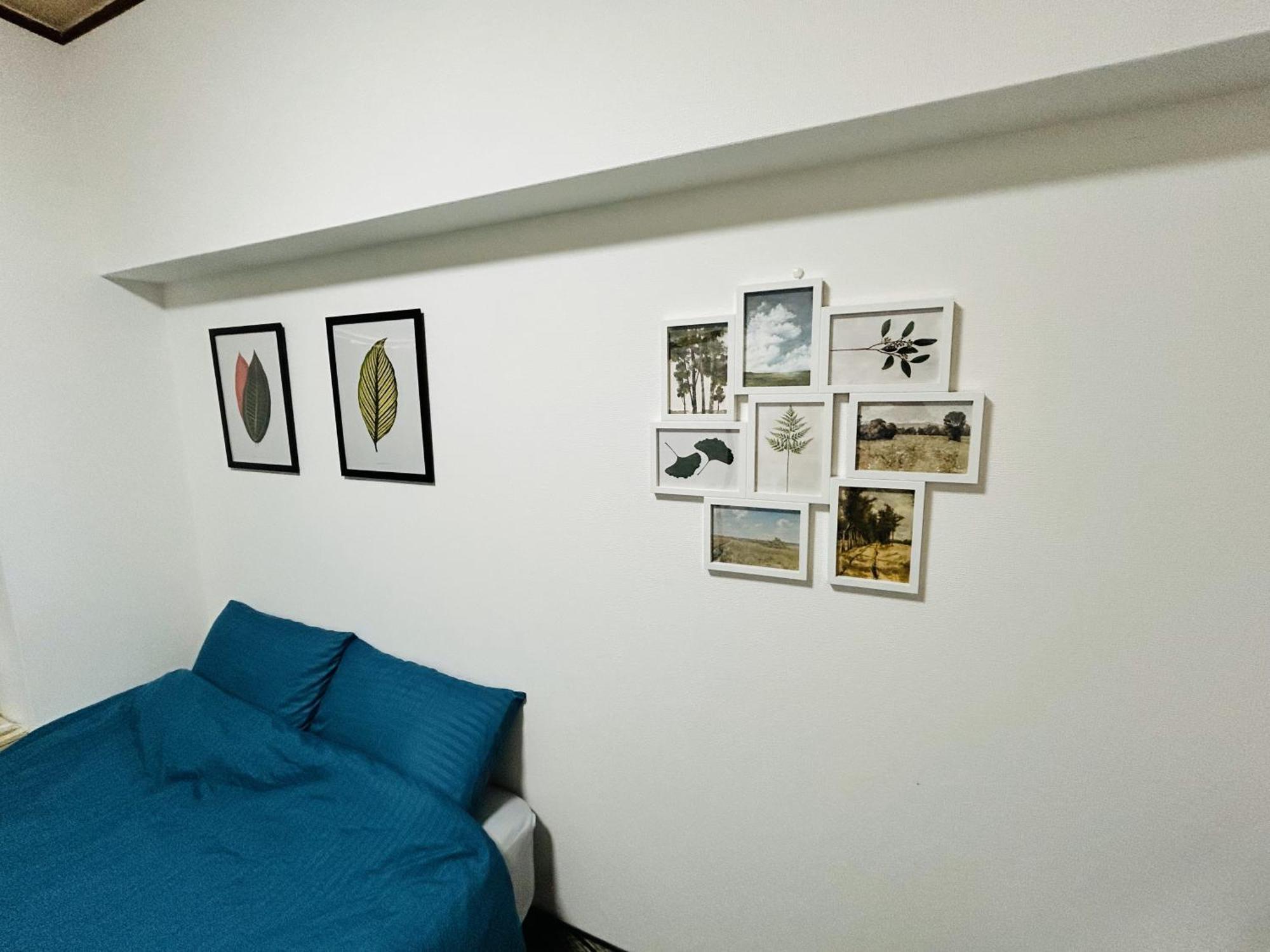 Apartment Base Hakata *